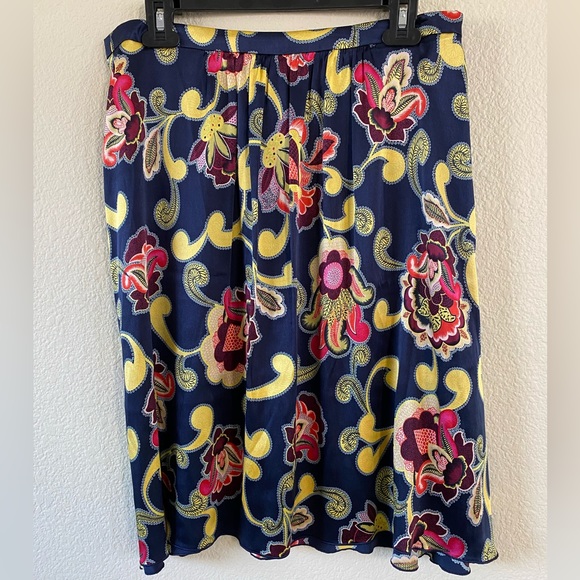 Trina Turk A-Line Silk Printed Knee Length Skirt Size 8 - Picture 3 of 6